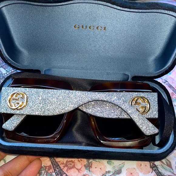 Gucci Jumbo Sunglasses - Picture 3 of 6